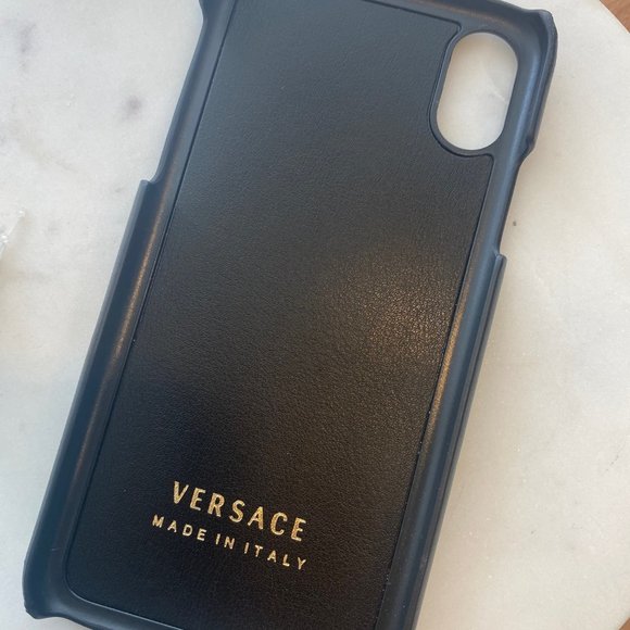 New 100% Authentic VERSACE Phone Cases for iPhone X and iPhone XS - Picture 3 of 5
